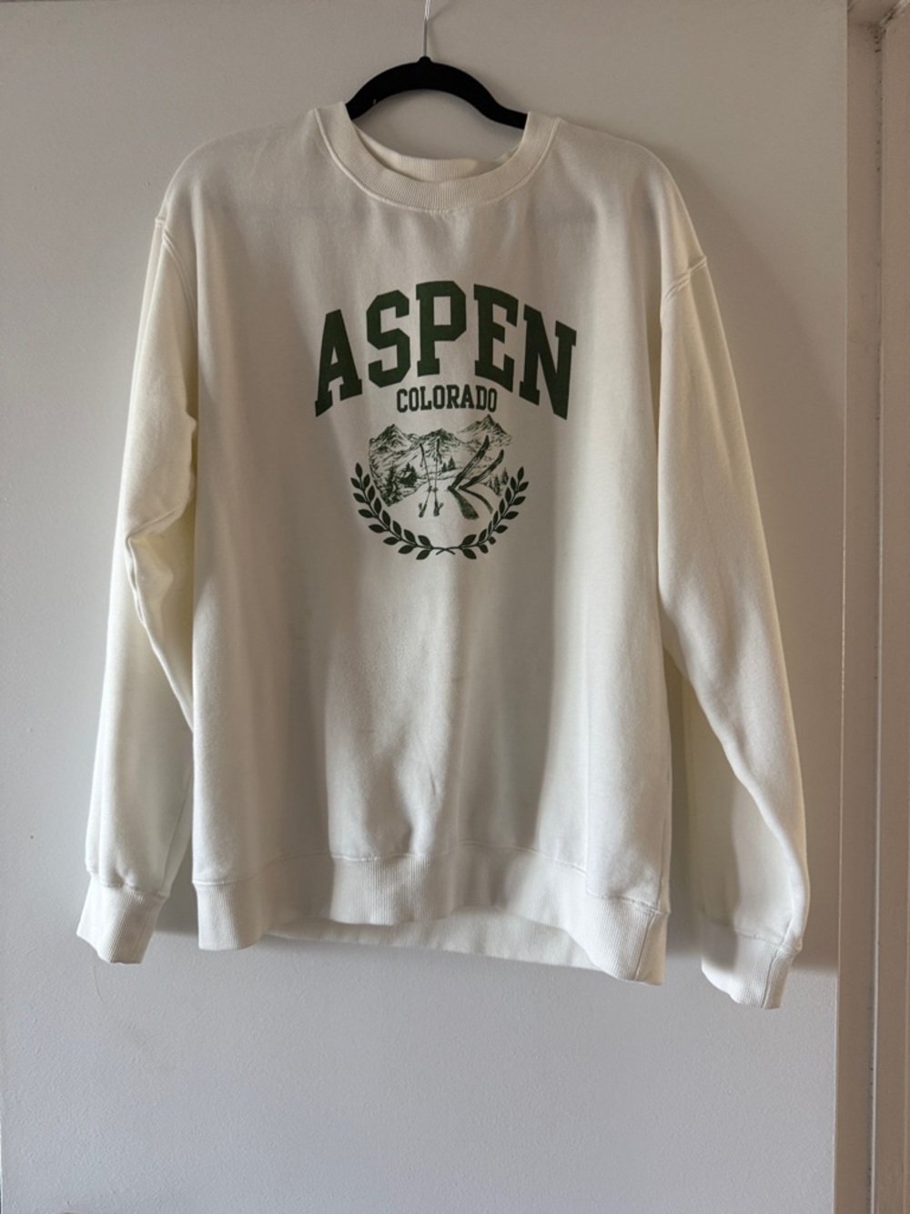 Aspen Colorado Graphic Crewneck Sweatshirt - Cream with Green Print